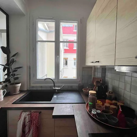 Apartment 2 Pieces Dans Le Quartier Chic Du Parc Des Princes