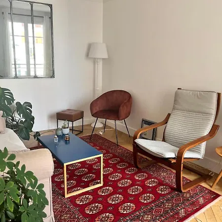Apartment 2 Pieces Dans Le Quartier Chic Du Parc Des Princes